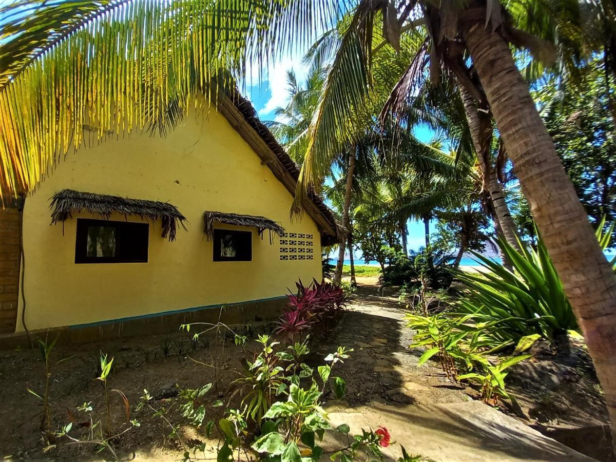 Moheli Laka Lodge Nioumachoua Exterior photo