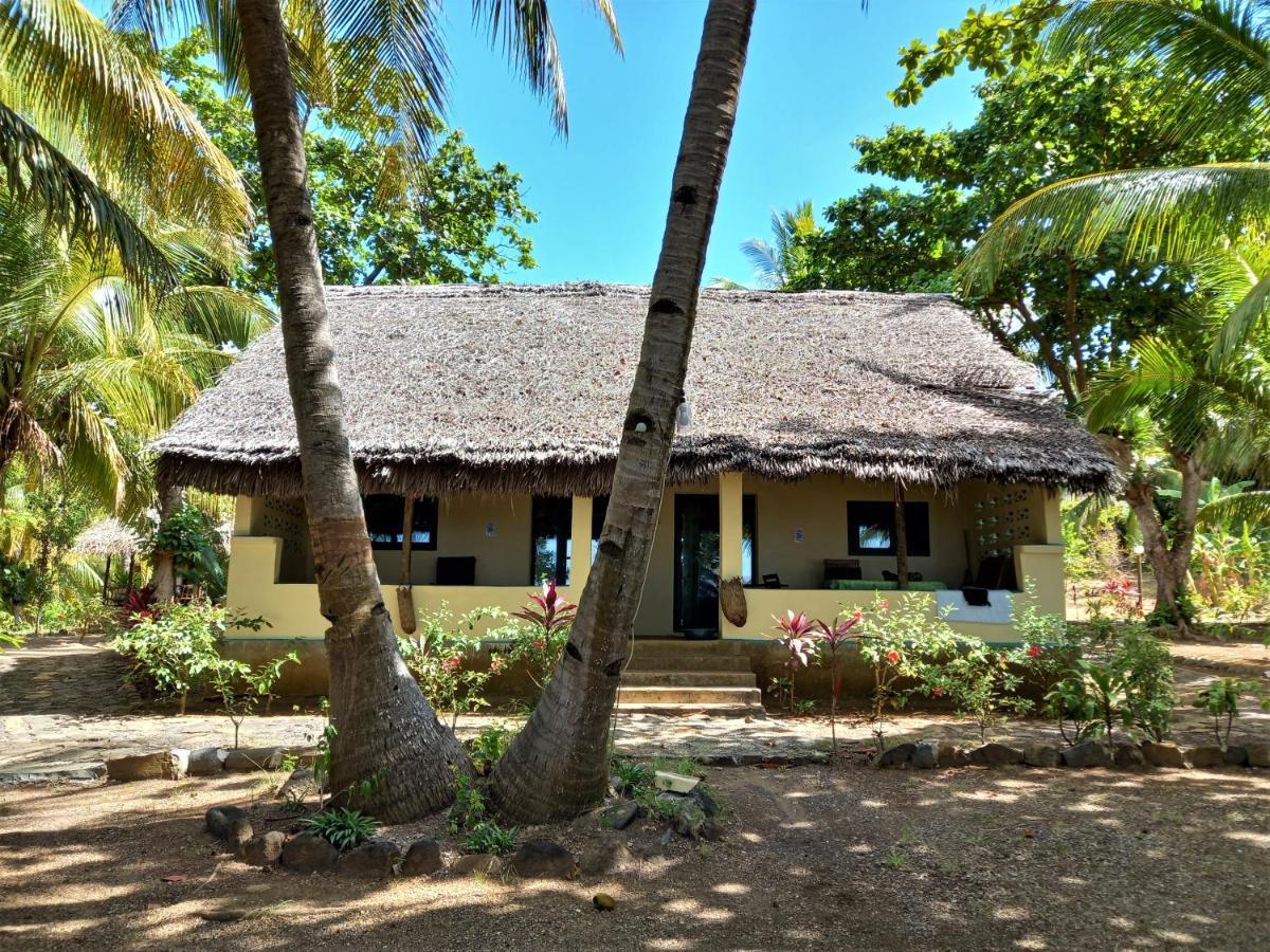 Moheli Laka Lodge Nioumachoua Exterior photo